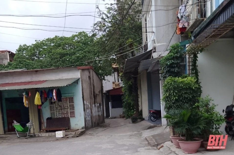 Dự án đường Cầm Bá Thước: 20 năm... vẫn “tắc”
