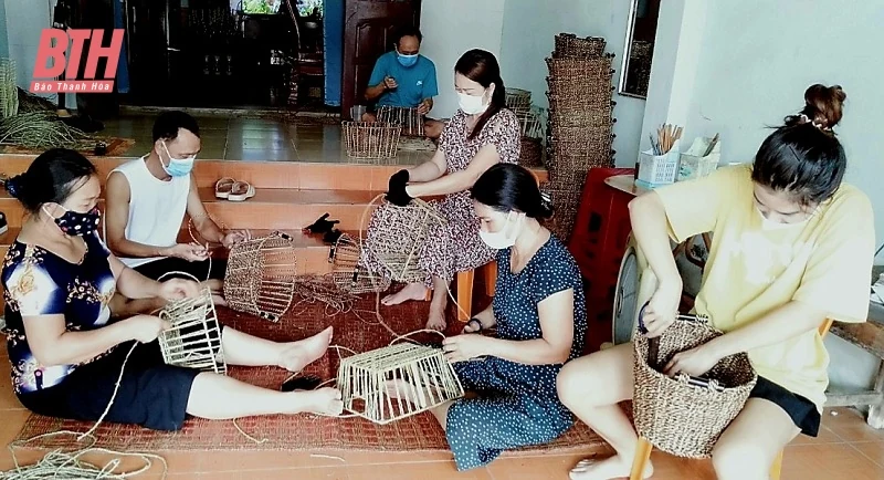 Các cấp Hội phụ nữ: Nhiều công trình, phần việc báo công dâng Bác