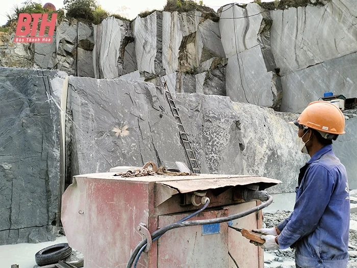Đảm bảo an toàn vệ sinh lao động trên các công trường khai thác đá