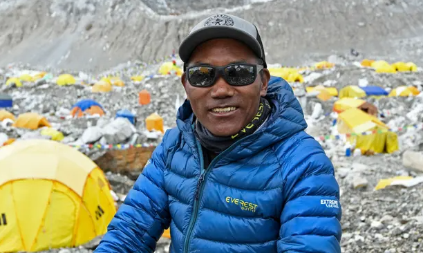 Người đang ông Nepal lập kỷ lục 27 lần chinh phục đỉnh núi cao nhất thế giới Everest