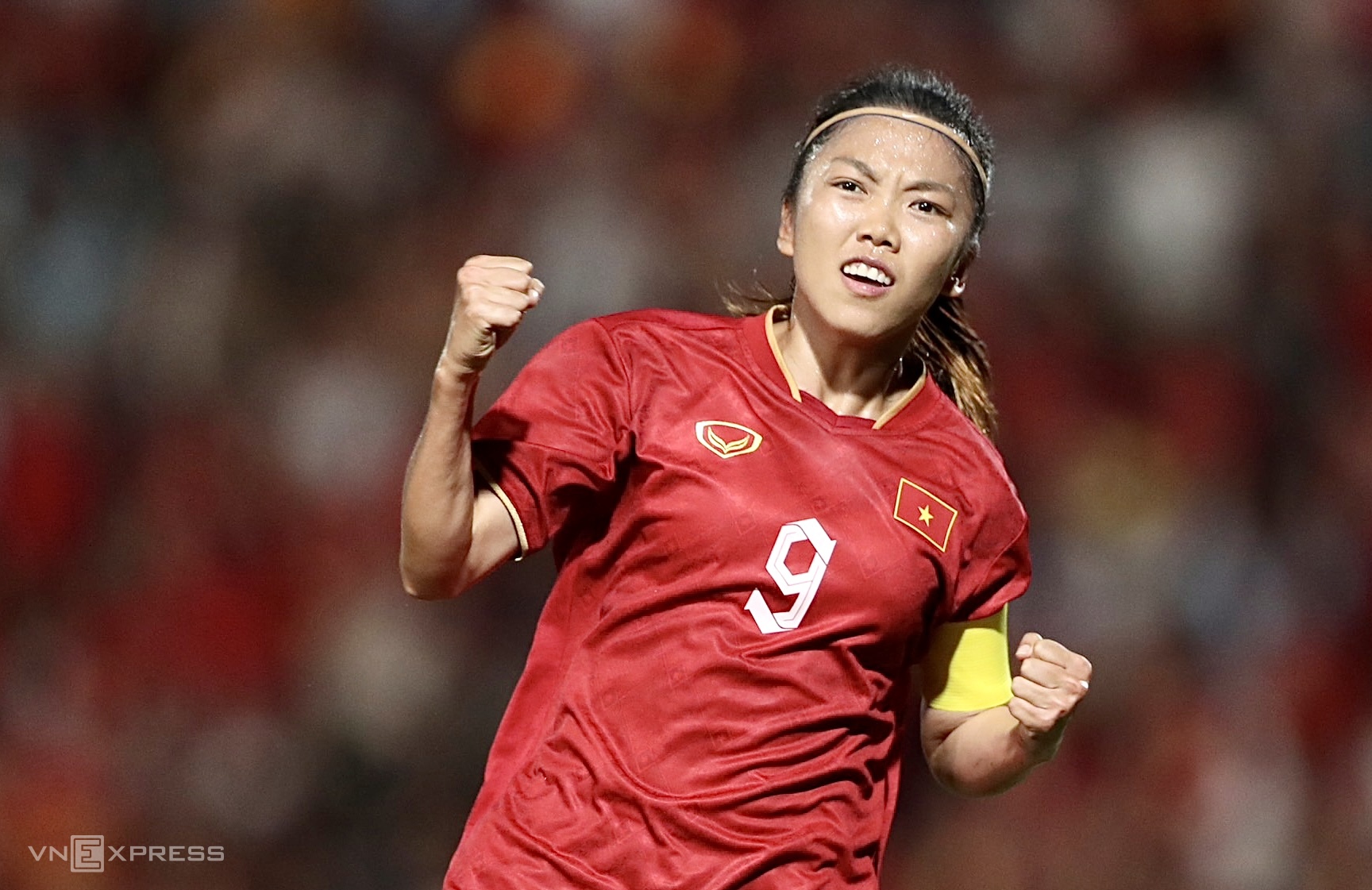 ĐT nữ Việt Nam được thưởng 3,8 tỉ đồng; Liverpool tiếp tục áp sát Top 4 Ngoại hạng Anh