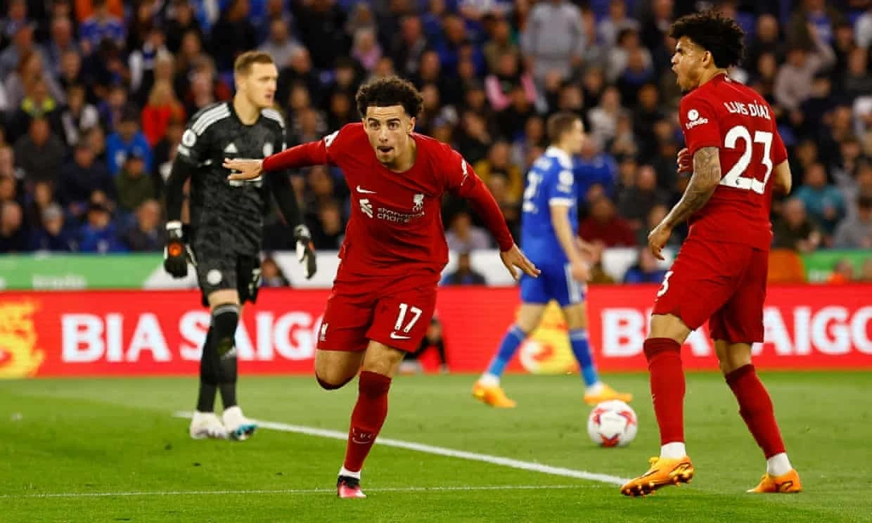 ĐT nữ Việt Nam được thưởng 3,8 tỉ đồng; Liverpool tiếp tục áp sát Top 4 Ngoại hạng Anh