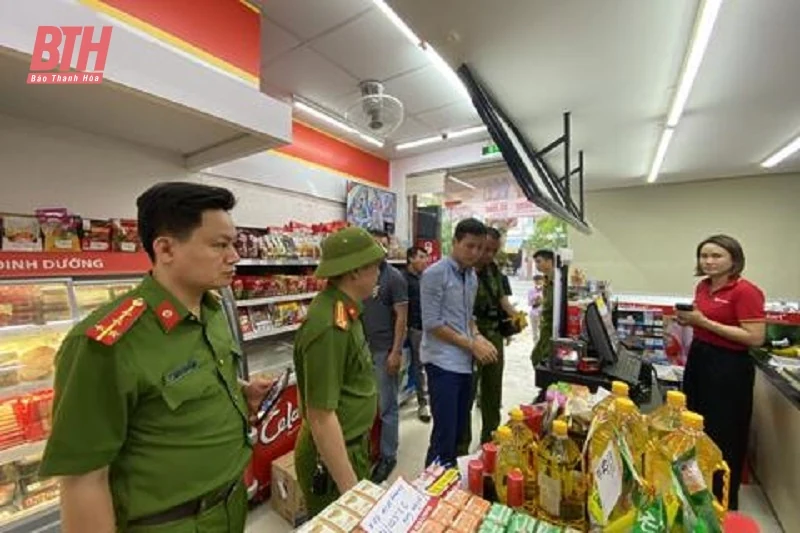 Bắt 2 đối tượng thực hiện nhiều vụ trộm cắp tại các siêu thị