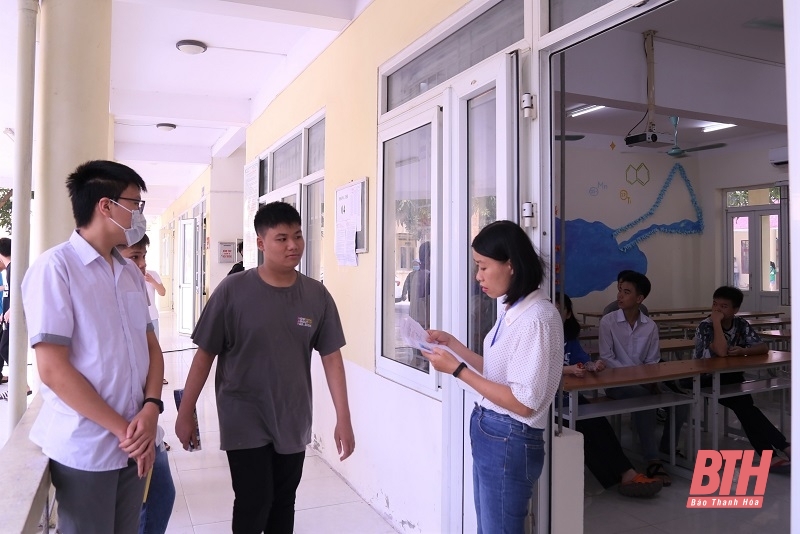 Tỷ lệ thí sinh đến làm thủ tục dự thi vào lớp 10 Trường THPT chuyên Lam Sơn năm học 2023-2024 đạt 91,54%