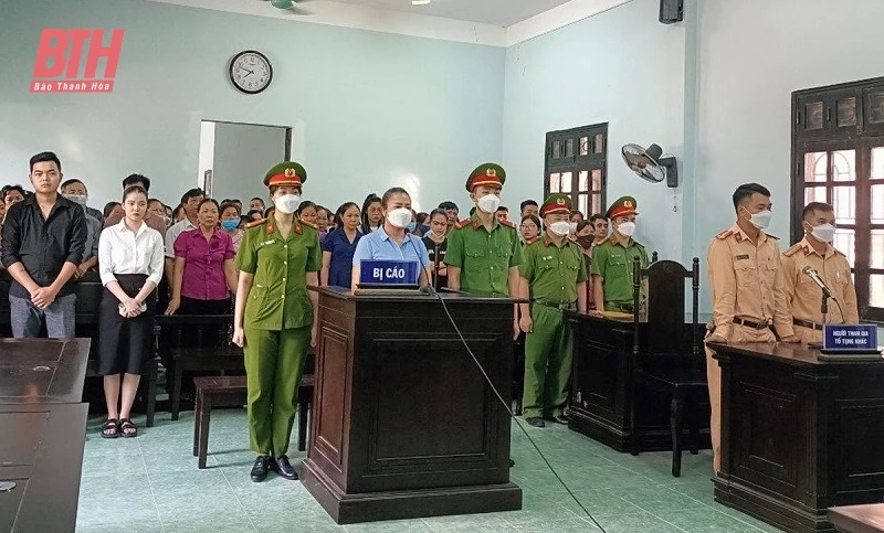 20 tháng tù cho đối tượng chống người thi hành công vụ và cố ý gây thương tích