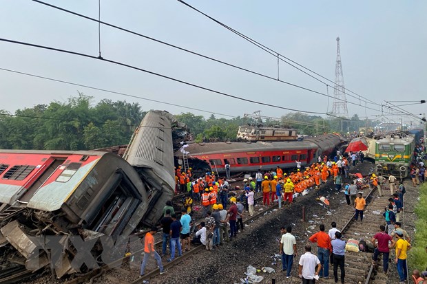 Bang Odisha tưởng niệm các nạn nhân trong vụ tai nạn đường sắt ở Ấn Độ