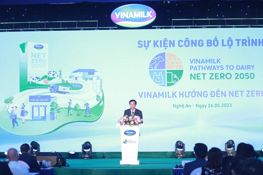 Vinamilk là công ty sữa đầu tiên tại Việt Nam có nhà máy và trang trại đạt chứng nhận trung hòa Carbon