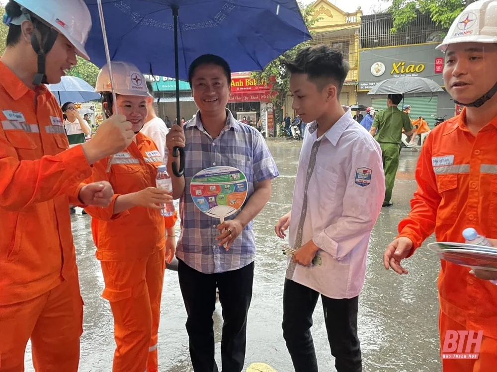 Công ty Điện lực Thanh Hóa đồng hành cùng thí sinh tham dự kỳ thi tuyển sinh vào lớp 10 THPT