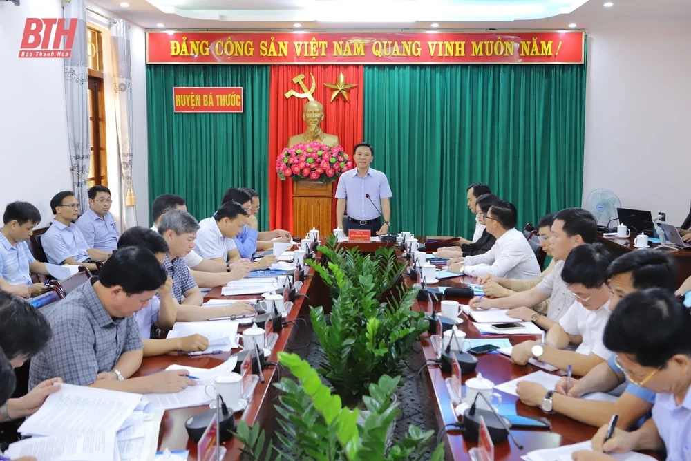 Bá Thước cần nêu cao tinh thần trách nhiệm, đổi mới tư duy, phương pháp, cách làm theo phương châm “tư duy mở, hoạt động nhanh, nói thật, làm thật, hiệu quả thật”