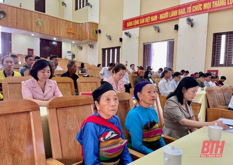Bàn giao 100 ngôi nhà “Đại đoàn kết” cho hộ nghèo huyện Mường Lát