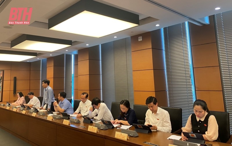 Đoàn ĐBQH tỉnh Thanh Hóa tham gia góp ý về dự án Luật Kinh doanh bất động sản (sửa đổi)