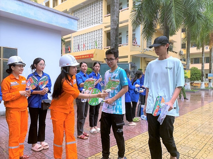 Công ty Điện lực Thanh Hóa đảm bảo cung ứng điện kỳ thi tốt nghiệp THPT