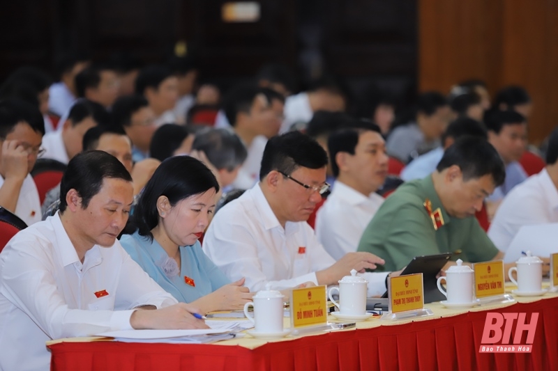 Kỳ họp thứ 14, HĐND tỉnh Thanh Hóa khóa XVIII: Các đại biểu thảo luận tại hội trường nhiều nội dung quan trọng