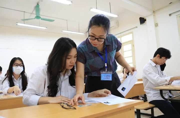 Hai thủ khoa toàn quốc đạt 29,8 điểm đến từ Thanh Hoá, TP. Hồ Chí Minh