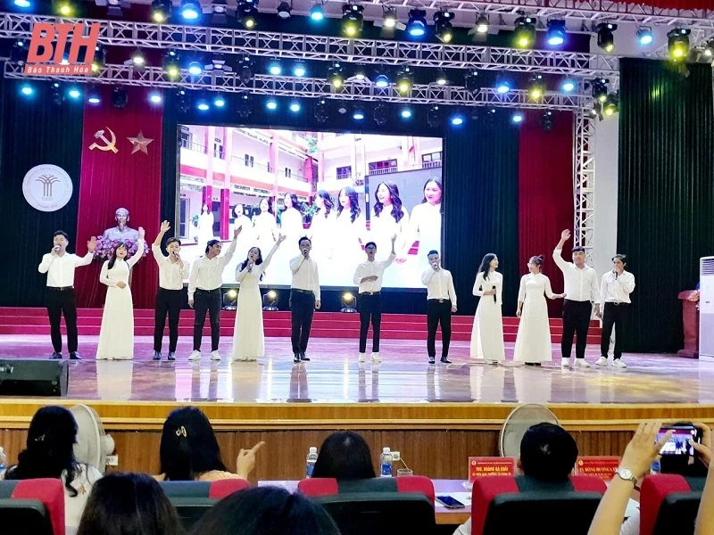 Trường Đại học Văn hóa, Thể thao và Du lịch trao bằng tốt nghiệp Đại học chính quy năm 2023 cho sinh viên