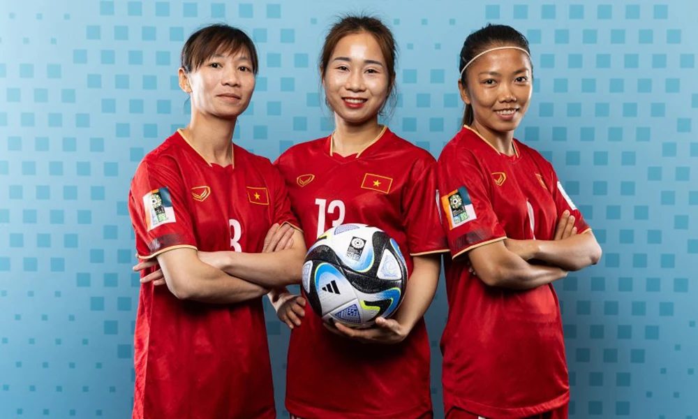 Huỳnh Như xuất hiện trên poster cực “chất” của FIFA; Cầu thủ Mỹ cảnh giác với tuyển nữ Việt Nam