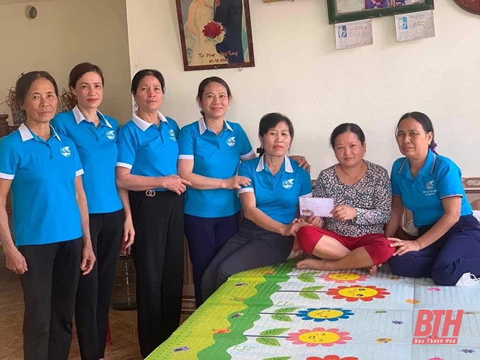 Phụ nữ xã Yên Dương thi đua học tập và làm theo gương Bác