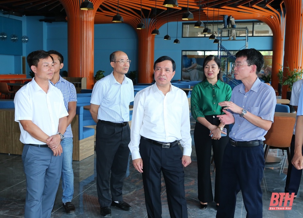 Phó Bí thư Thường trực Tỉnh ủy Lại Thế Nguyên kiểm tra tình hình triển khai các dự án tại Hoằng Hóa