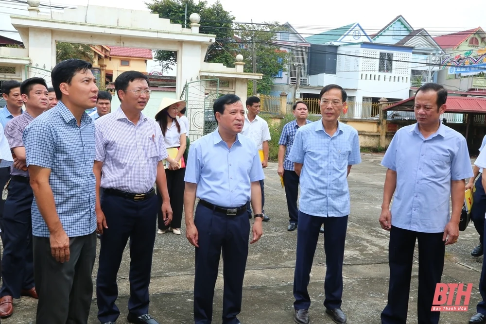 Phó Bí thư Thường trực Tỉnh ủy Lại Thế Nguyên kiểm tra việc quản lý, sử dụng tài sản công sau sáp nhập các cơ quan, đơn vị hành chính tại Thiệu Hóa và Thọ Xuân