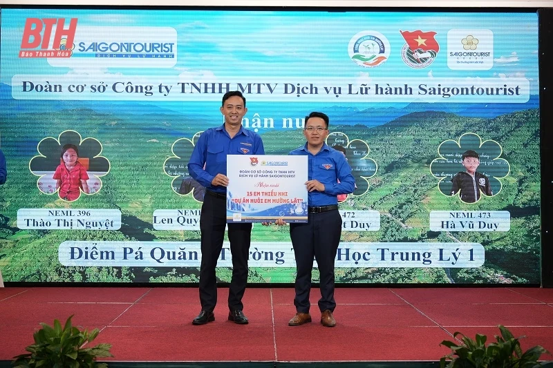 Thêm 150 em học sinh bán trú Mường Lát được nhận nuôi