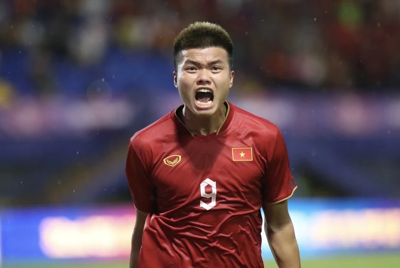 Tuyển Olympic Việt Nam đón tin sốc ASIAD 2023; FIFA công bố đề cử giải The Best 2023: Tranh cãi Lionel Messi