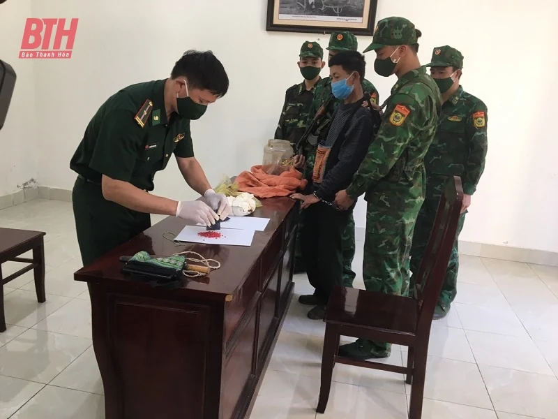 Các Đồn Biên phòng tuyến biên giới Mường Lát tăng cường đấu tranh với tội phạm ma túy