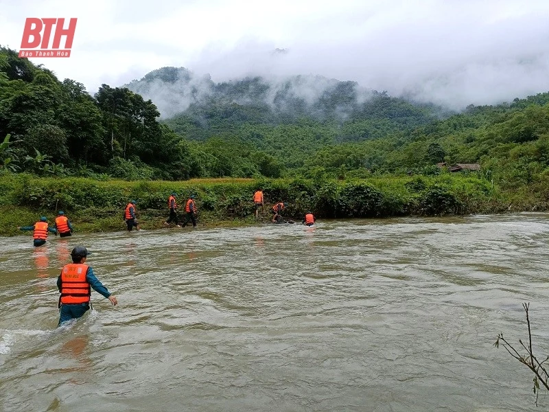 Tìm thấy thi thể bị lũ cuốn trôi ở Quan Sơn