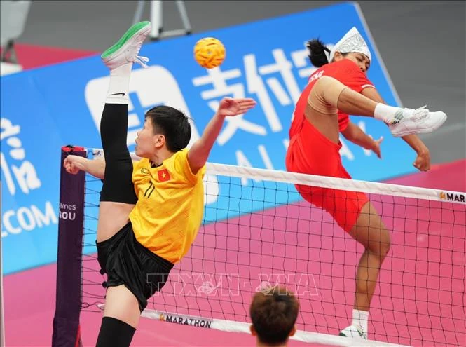 Cầu mây giành HCV Asiad 19; World Cup 2030 sẽ được tổ chức ở... 6 quốc gia, 3 châu lục
