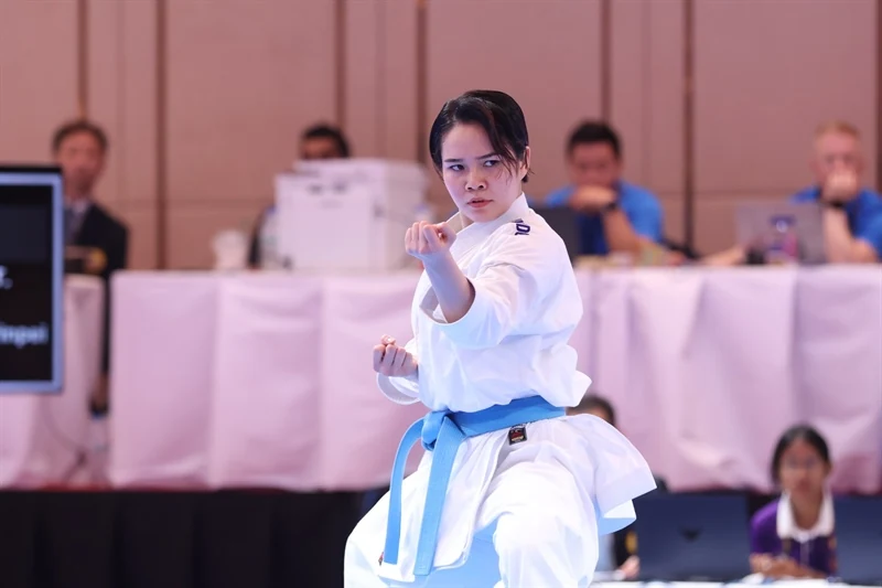 Cầu mây giành HCV Asiad 19; World Cup 2030 sẽ được tổ chức ở... 6 quốc gia, 3 châu lục