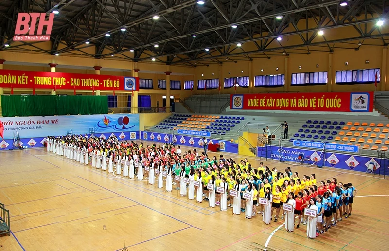 Khai mạc giải bóng chuyền hơi “Vì sự tiến bộ của Phụ nữ” TP Sầm Sơn lần thứ nhất - năm 2023