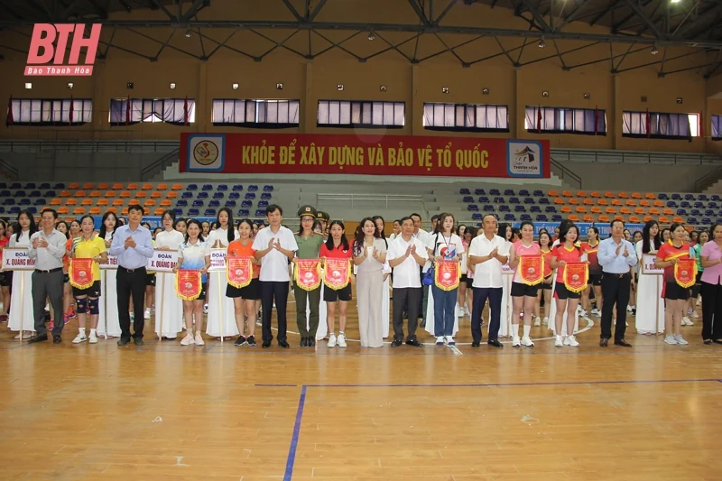 Khai mạc giải bóng chuyền hơi “Vì sự tiến bộ của Phụ nữ” TP Sầm Sơn lần thứ nhất - năm 2023