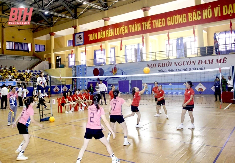 Khai mạc giải bóng chuyền hơi “Vì sự tiến bộ của Phụ nữ” TP Sầm Sơn lần thứ nhất - năm 2023