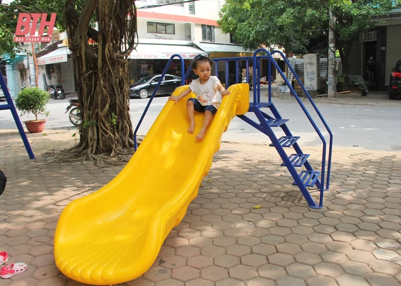 Khánh thành Khuôn viên văn hóa, TDTT khu phố 10, phường Lam Sơn