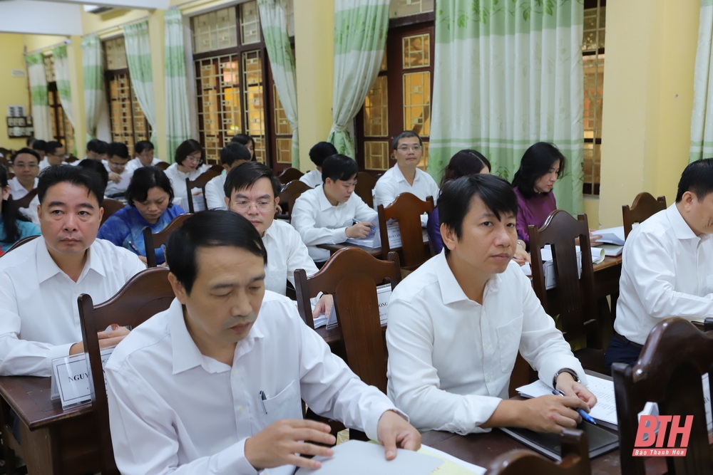 Khai giảng lớp bồi dưỡng cán bộ dự nguồn Ban Chấp hành Đảng bộ tỉnh nhiệm kỳ 2025-2030