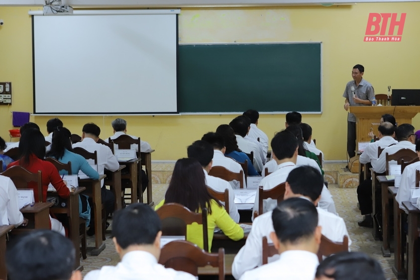 Khai giảng lớp bồi dưỡng cán bộ dự nguồn Ban Chấp hành Đảng bộ tỉnh nhiệm kỳ 2025-2030