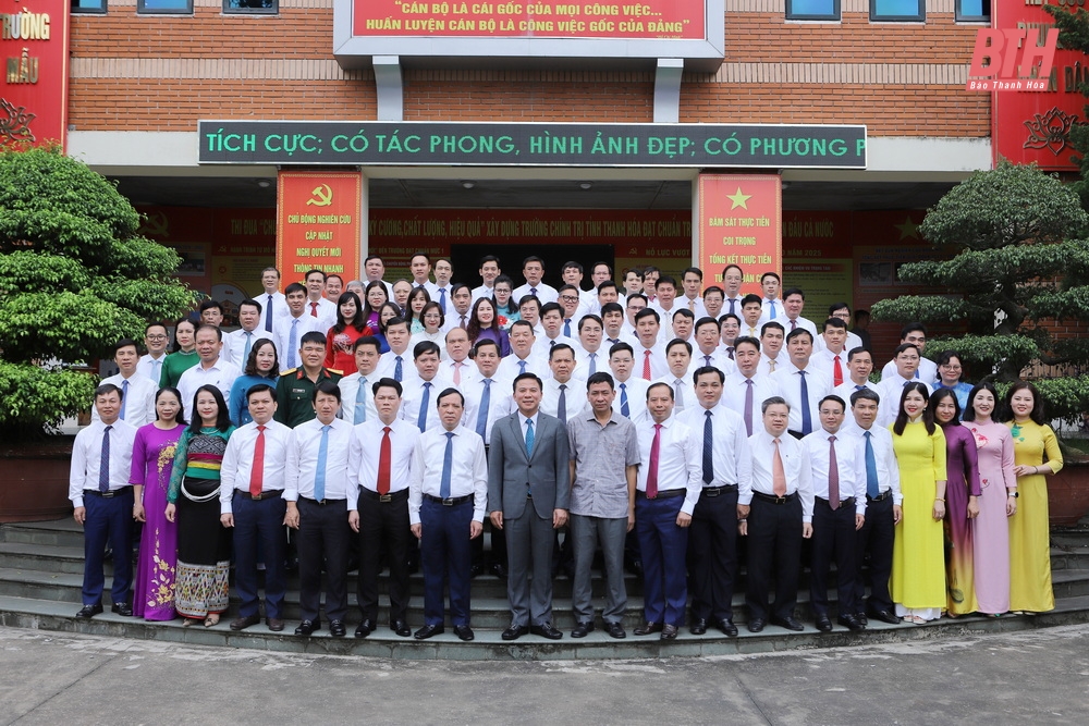 Khai giảng lớp bồi dưỡng cán bộ dự nguồn Ban Chấp hành Đảng bộ tỉnh nhiệm kỳ 2025-2030