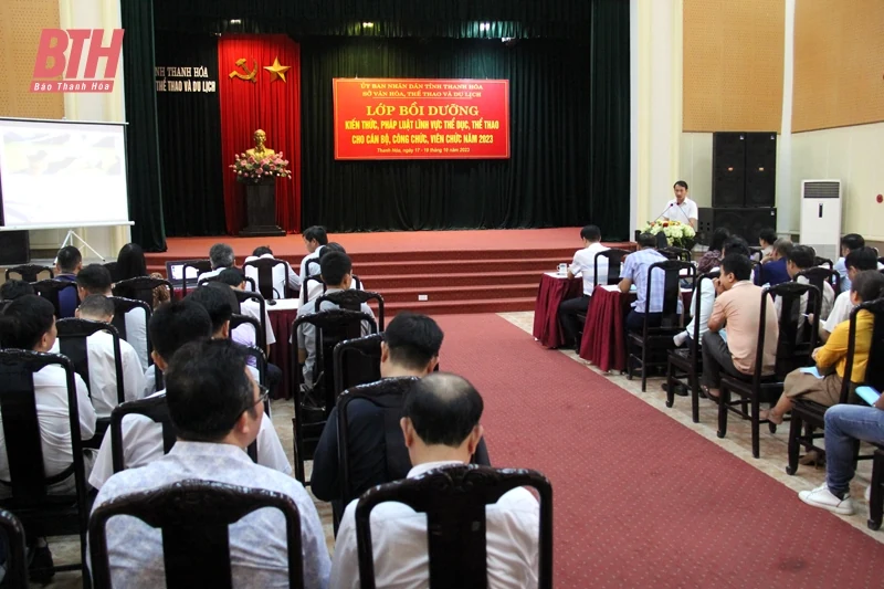 100 cán bộ, công chức, viên chức tỉnh được bồi dưỡng kiến thức, pháp luật lĩnh vực TDTT 