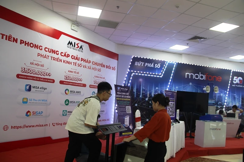Chuẩn bị chu đáo các điều kiện cho Khai trương Triển lãm các sản phẩm, giải pháp, mô hình Chuyển đổi số, phát triển công nghiệp CNTT