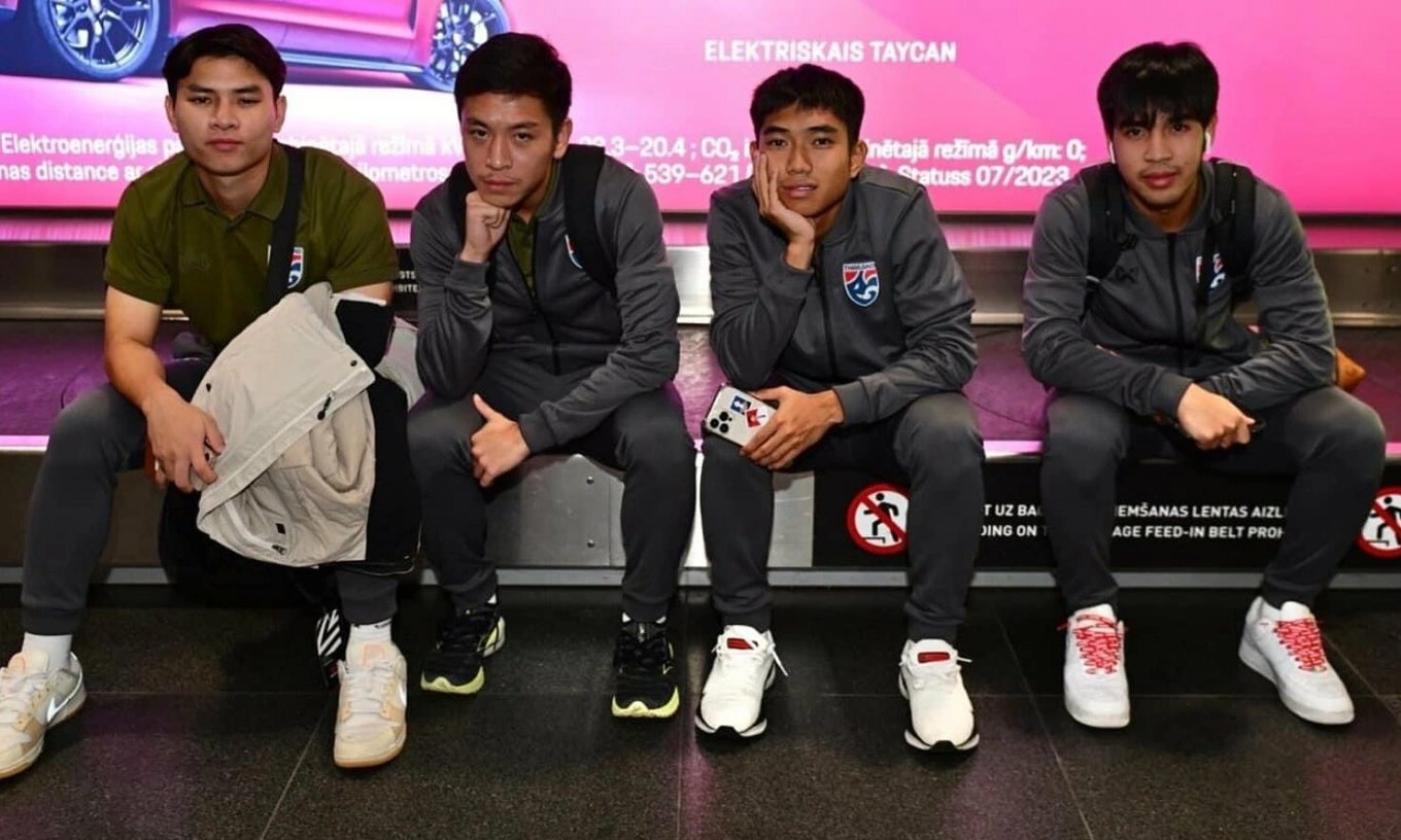 Trận ĐT Hàn Quốc gặp Việt Nam “cháy vé” ở Suwon; Cầu thủ bị bỏ đói, Liên đoàn bóng đá Thái Lan nhận chỉ trích