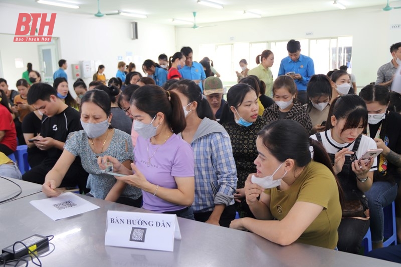 Hơn 400 công nhân lao động của Công ty TNHH Sakurai Việt Nam tham gia hiến máu tình nguyện