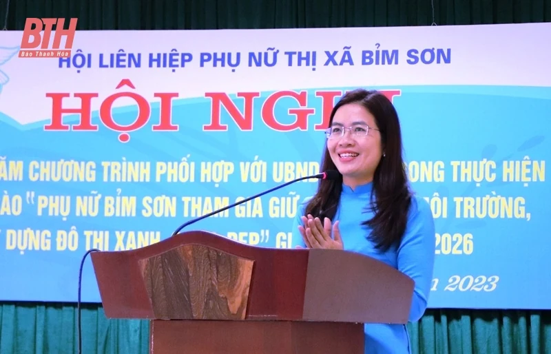 Phụ nữ thị xã Bỉm Sơn giữ gìn vệ sinh môi trường, xây dựng đô thị xanh, sạch, đẹp