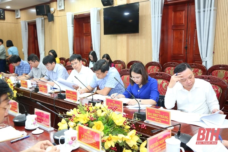 Giám sát việc thực hiện các nghị quyết, kết luận của HĐND tỉnh và Thường trực HĐND tỉnh tại các địa phương, đơn vị