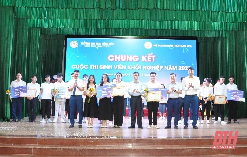 Sôi nổi chung kết cuộc thi “Sinh viên khởi nghiệp năm 2023” tại Trường Đại học Hồng Đức