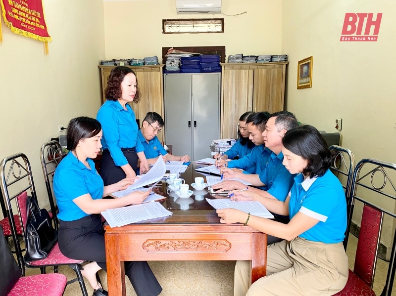 LĐLĐ tỉnh khảo sát, đánh giá tình hình triển khai, thực hiện công tác nữ công tại huyện Vĩnh Lộc