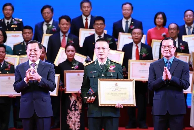 Tôn vinh 64 doanh nghiệp tiêu biểu về tăng phúc lợi cho người lao động