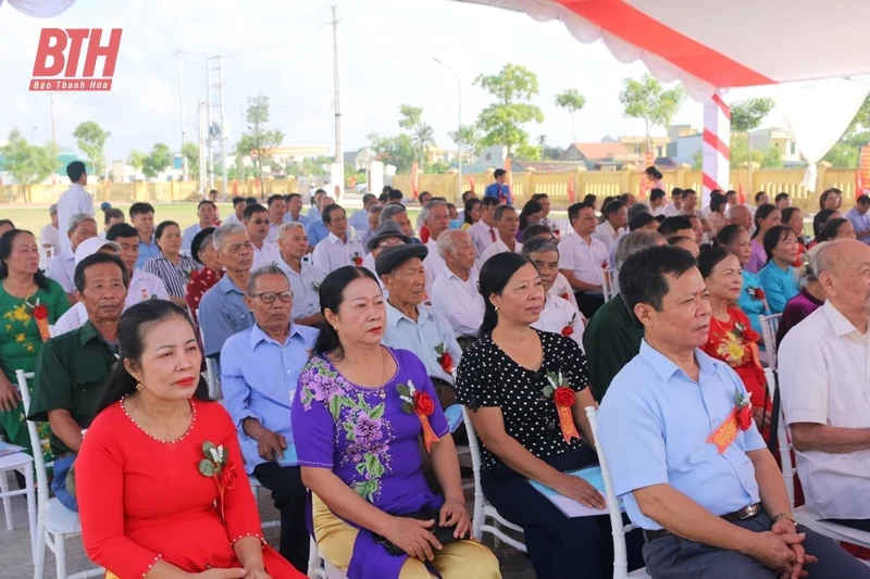Xã Hoằng Thái đón nhận danh hiệu xã kiểu mẫu
