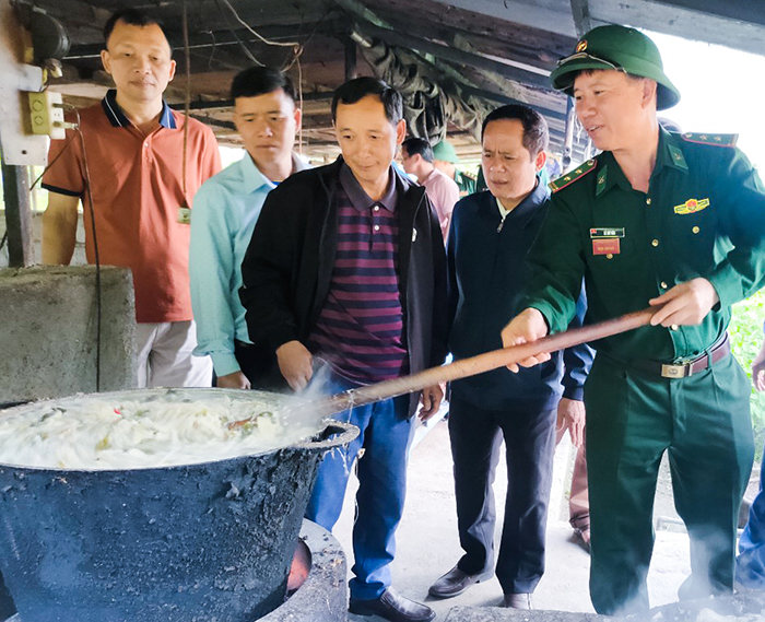 Trao đổi kinh nghiệm, nâng cao kiến thức phát triển kinh tế cho Nhân dân địa bàn biên giới