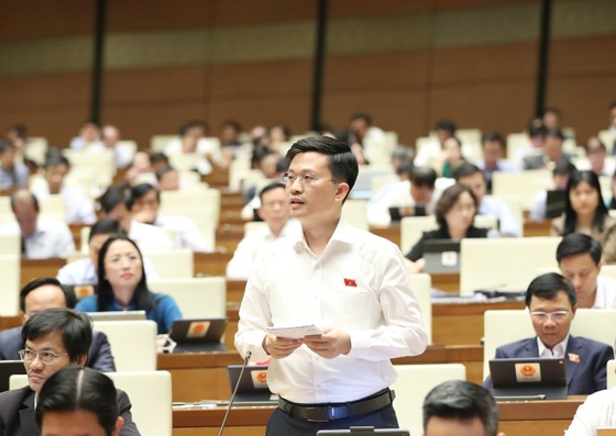 Bộ trưởng Nguyễn Mạnh Hùng: Mạng xã hội sử dụng khá nhiều sản phẩm báo chí, vi phạm bản quyền báo chí