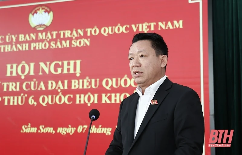 Đoàn ĐBQH tỉnh tiếp xúc cử tri huyện Hoằng Hóa và TP Sầm Sơn