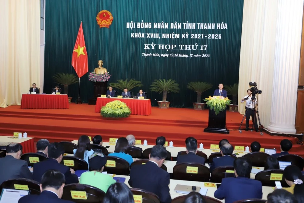 Chủ tịch UBND tỉnh tiếp thu, giải trình những vấn đề đại biểu HĐND tỉnh và cử tri trong tỉnh quan tâm
